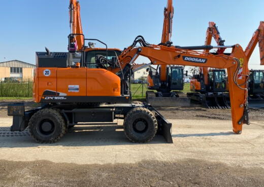 Doosan DX165W